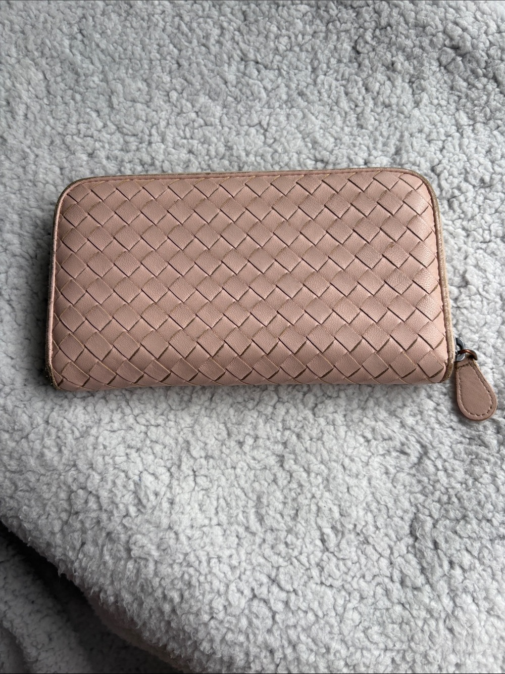 Bottega Veneta NAPPA Lambskin Leather Woven Zip-Around Wallet in Blush Pink - Picture 1 of 15